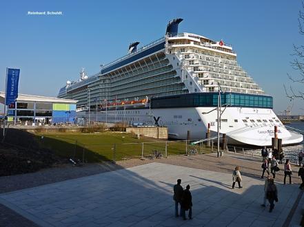 Parken Cruise Center HafenCity - Hamburg