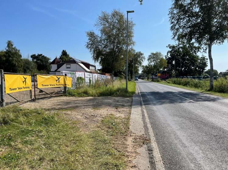 Parkplatz mit Shuttle Service zum Flughafen Hannover