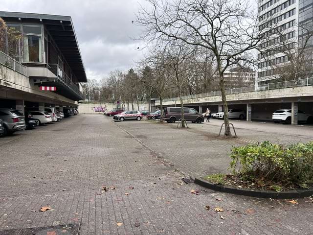 Parkplatz mit Valet Service am Flughafen Düsseldorf